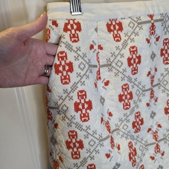 Maeve Blomma Cream & Red Embroidered Mini Skirt with Pompoms size 2 - Picture 4 of 6